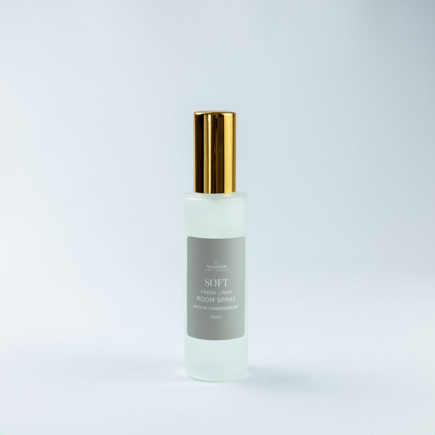 Nomdori Soft 100ml room spray in Fresh Linen, clean home fragrance mist