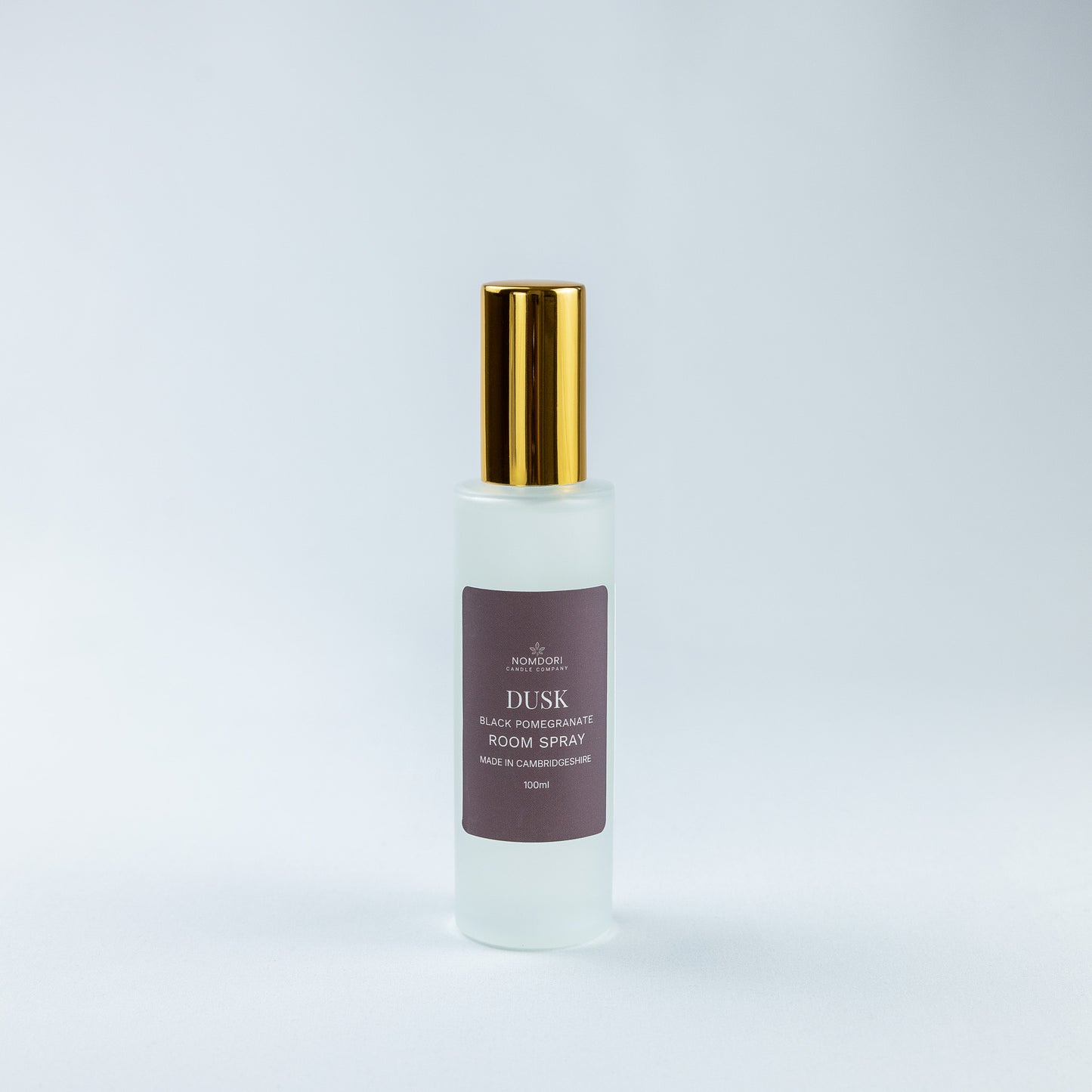 Nomdori Dusk 100ml room spray in Black Pomegranate, luxury scented home fragrance